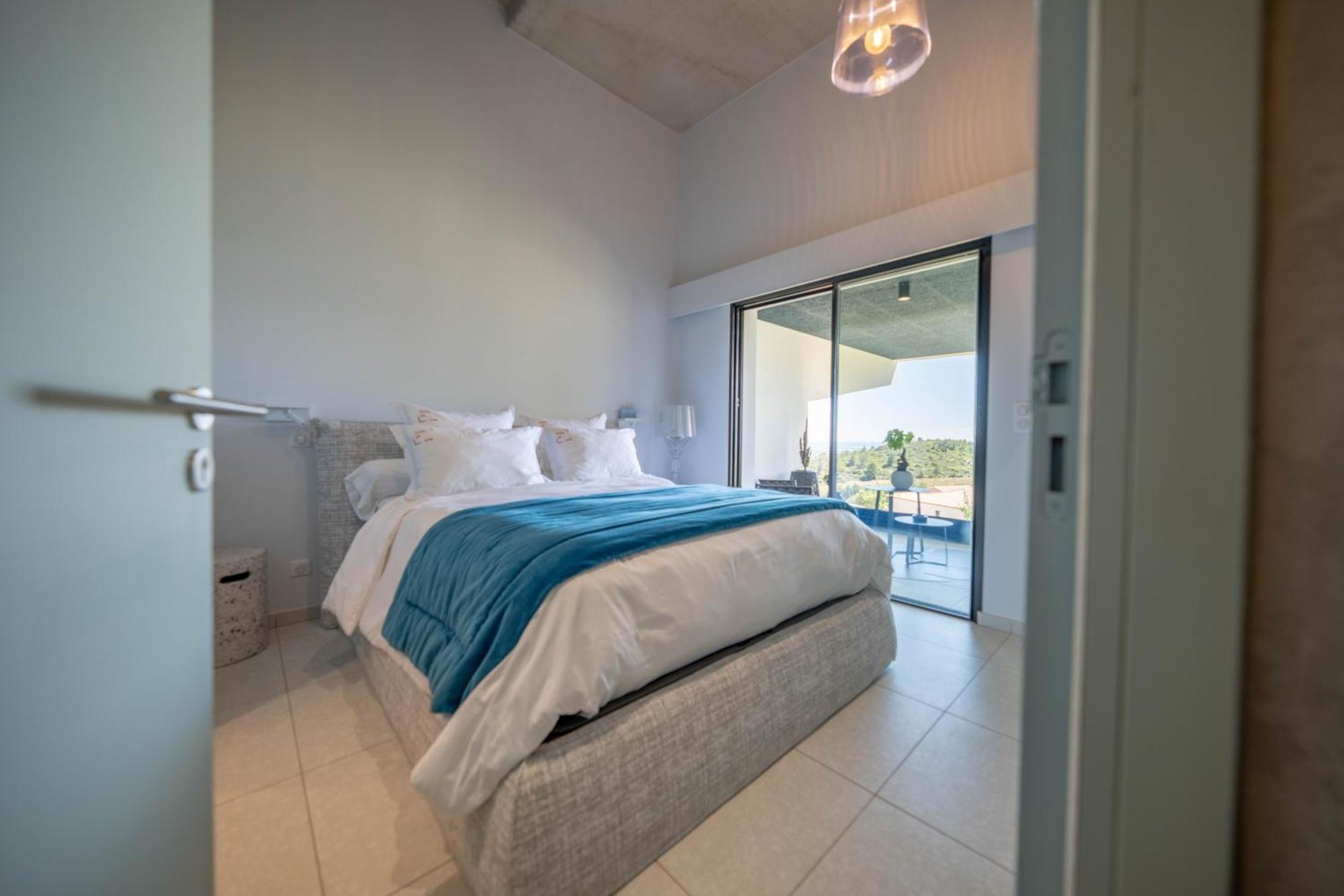 Suite 28 Treilles 外观 照片